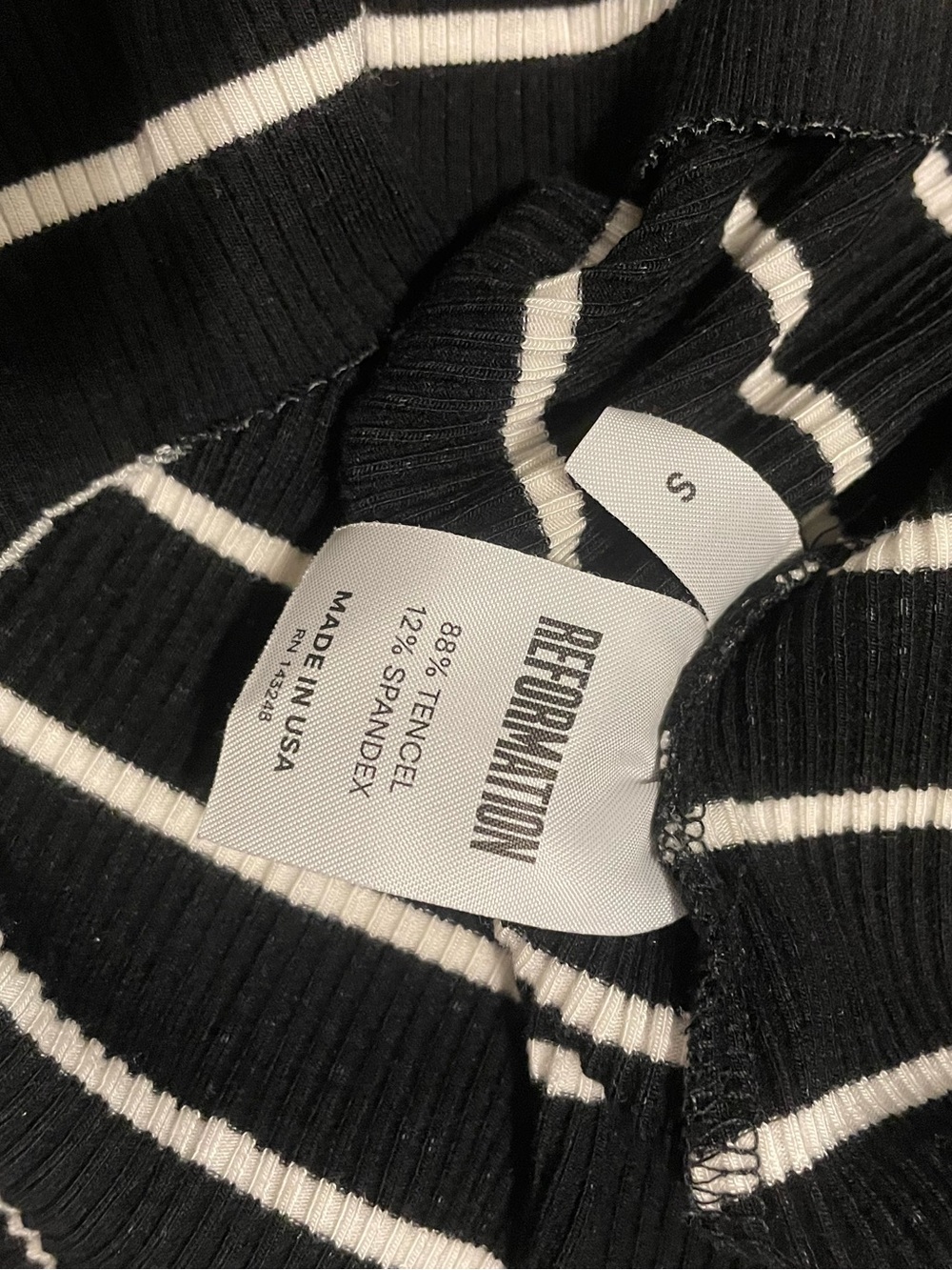 Reformation Ribbed Mini - Picture 5 of 7